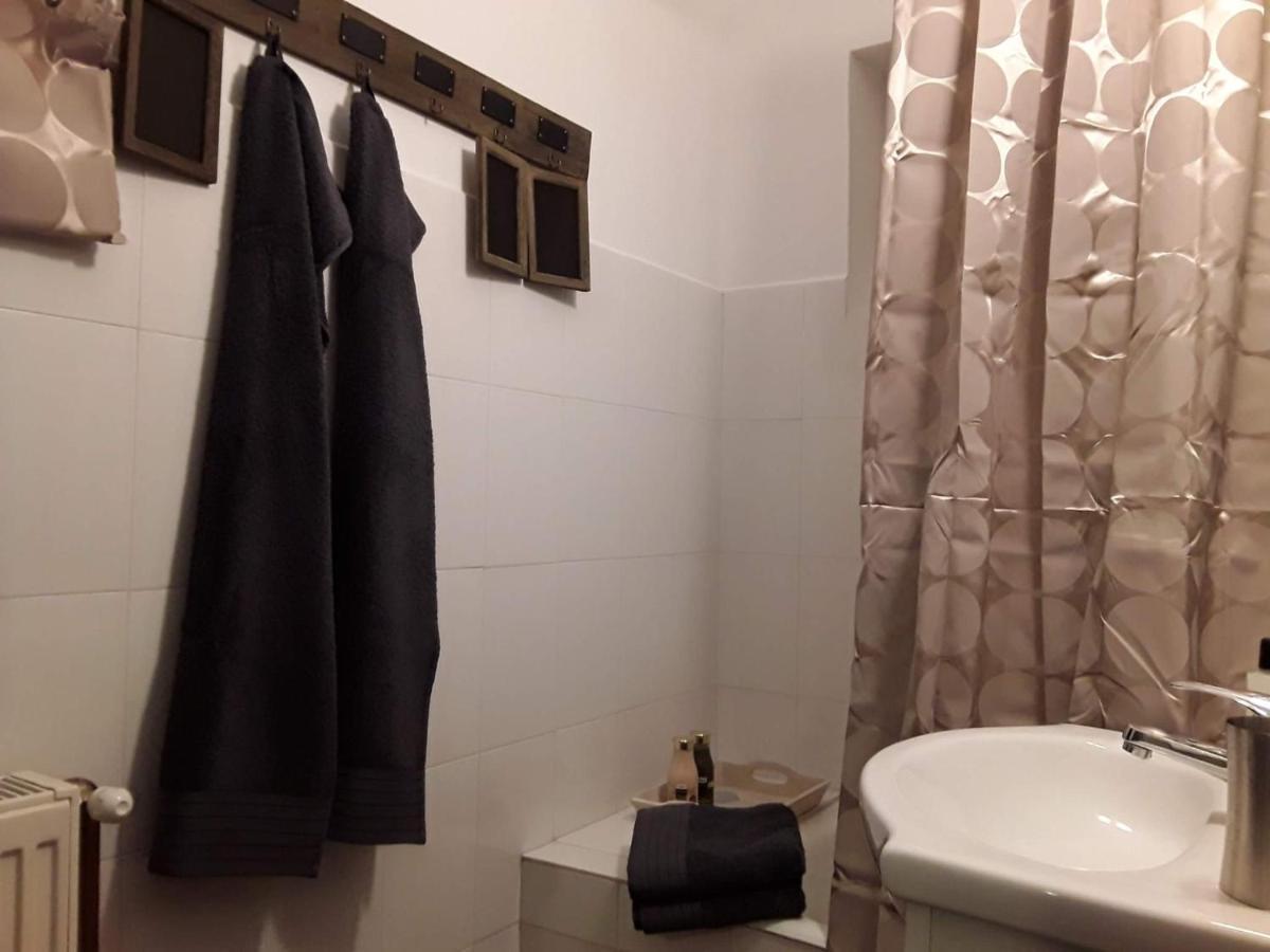 Cocooning In A Lovely Mountain Suite - One Azuga Luaran gambar